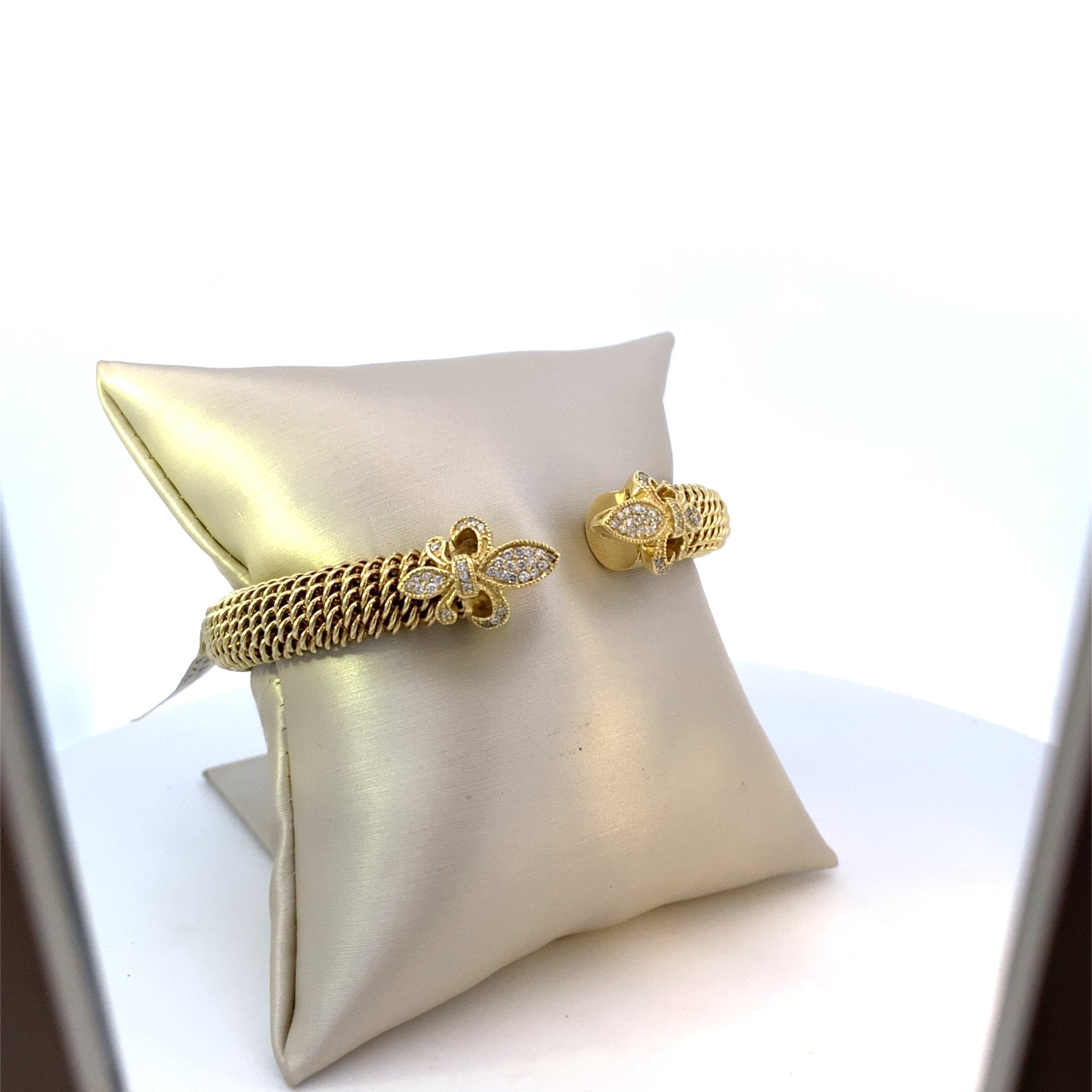 ****Bracelet bangle with tubular mesh & diamond fleur de lisle 14kt yellow gold - Gaines Jewelers