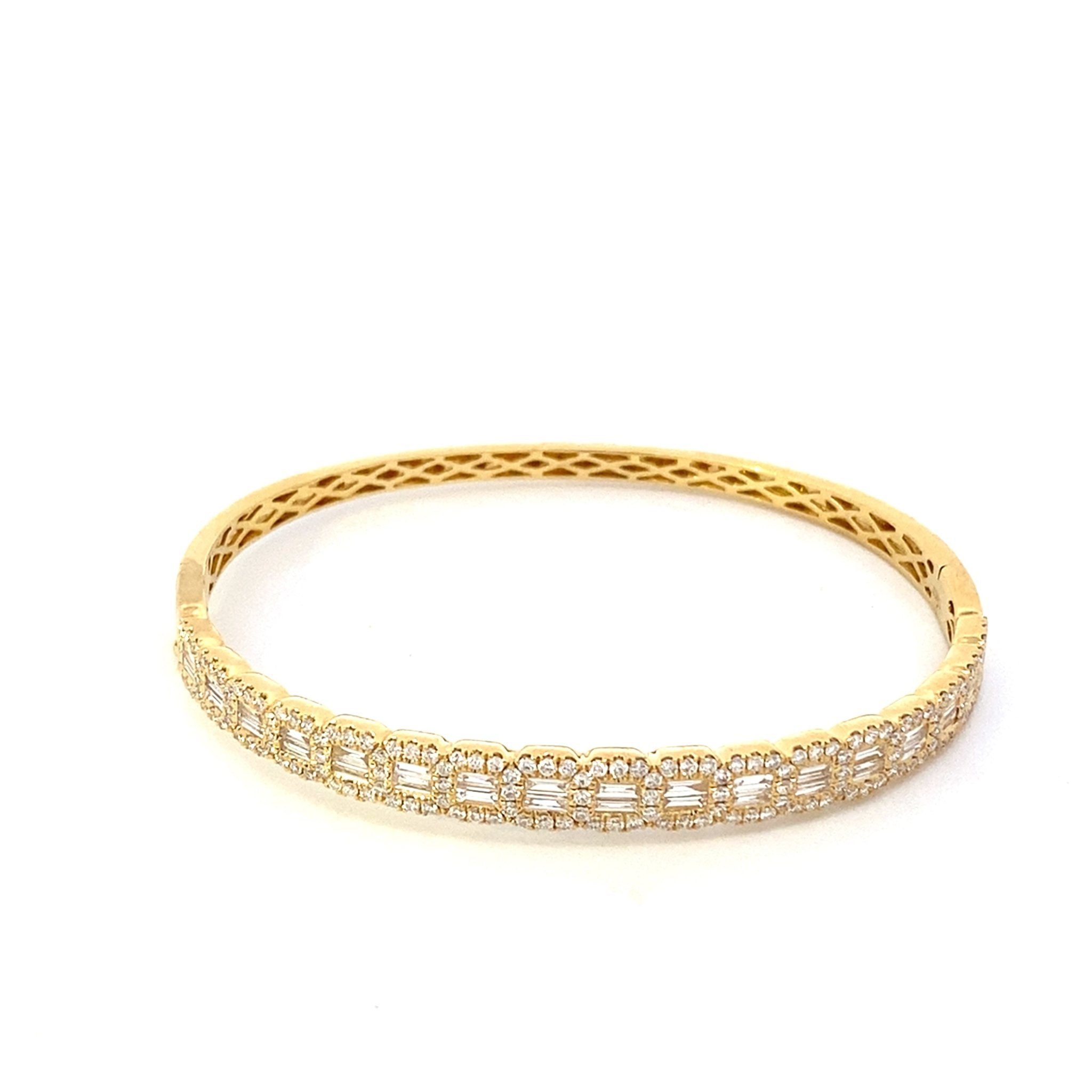 Bracelet diamond bangle set with round & baguettes 18kt yellow gold - Gaines Jewelers