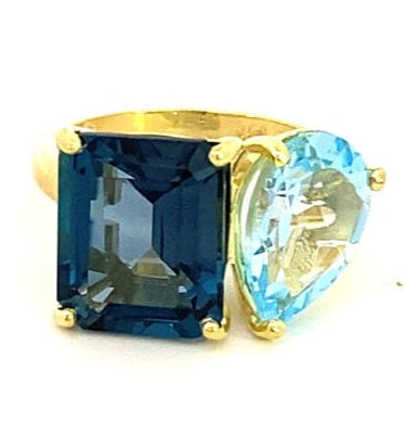 Ring set with a London blue topaz and a Sky blue topaz 14kt yellow gold - Gaines Jewelers