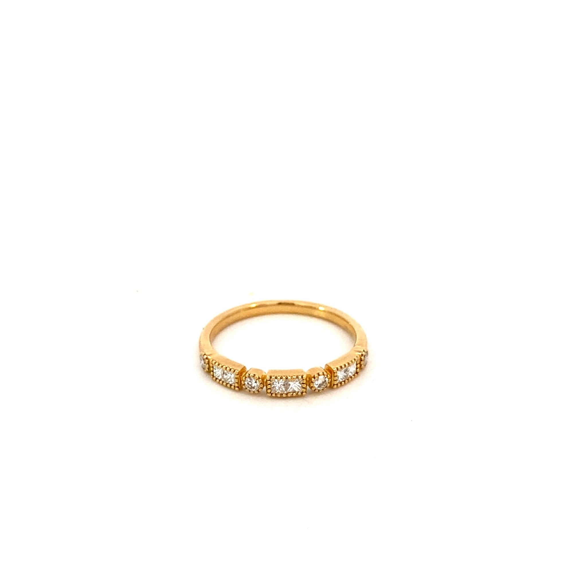 Ring set with diamonds in rectangular bars coin edge bezels 18kt yellow gold - Gaines Jewelers