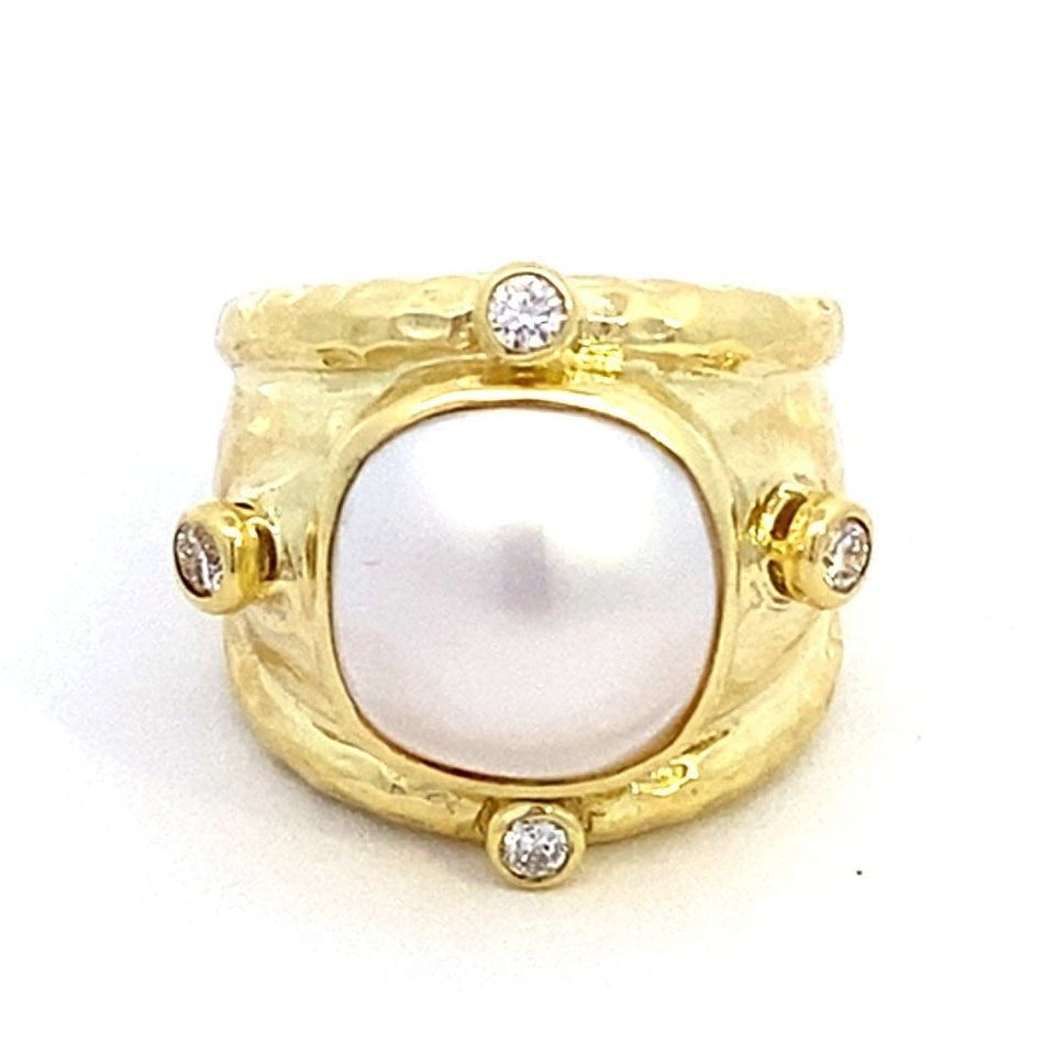 Ring with a mabe pearl 4 diamonds wide hammered shank 14kt yellow gold - Mazza - Gaines Jewelers