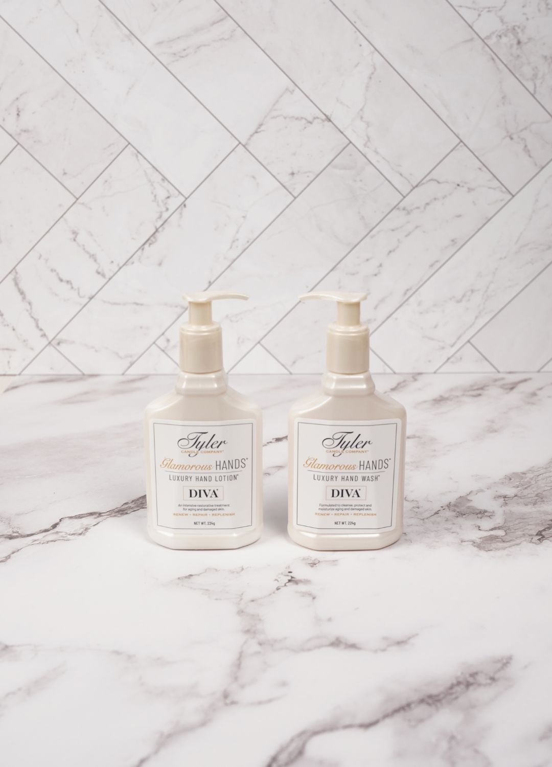 Tyler Candle Company - Diva Glamorous Hands Gift Set - Gaines Jewelers