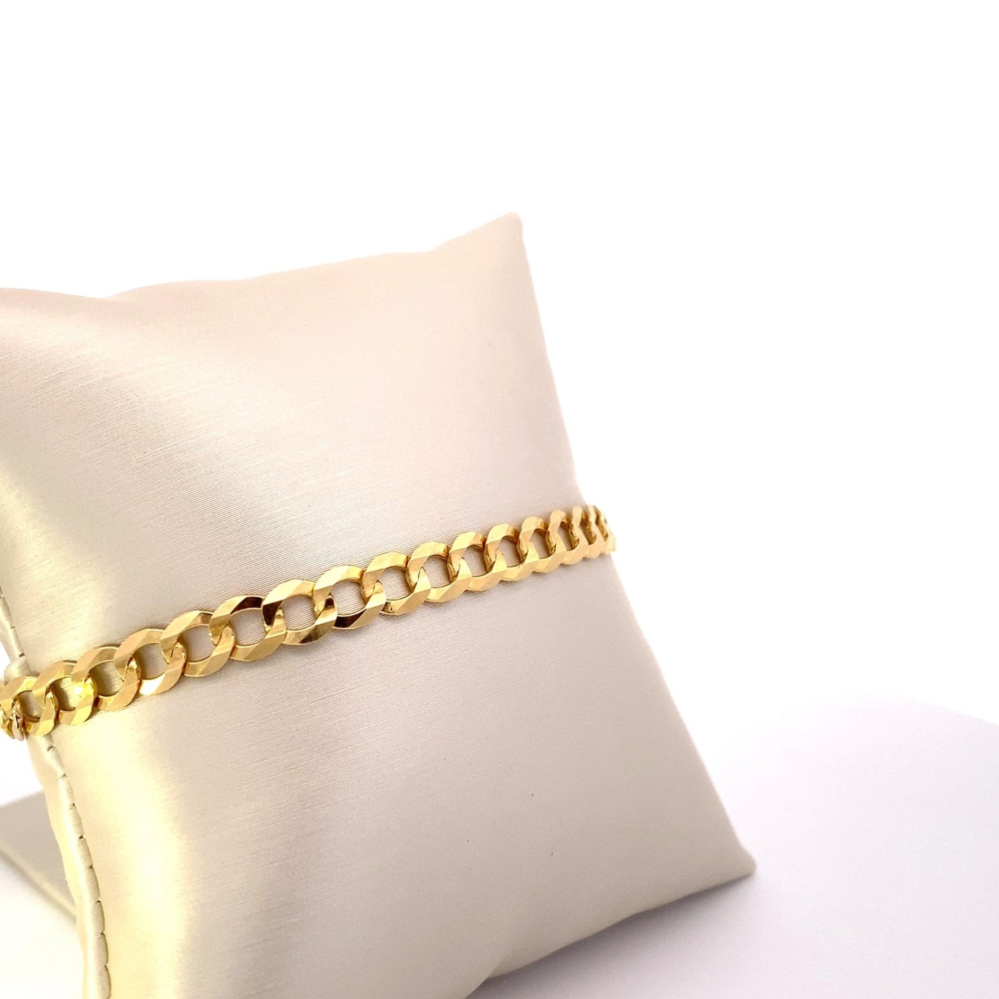 Bracelet -10K Gold 5.7mm Men's Comfort Curb Chain - Gaines Jewelers