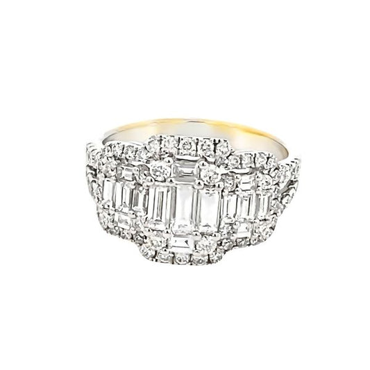 Ring- diamond ring with 3 rectangular sections