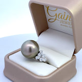 Tahitian pearl ring with diamond sides, 18kt white gold by Mastoloni