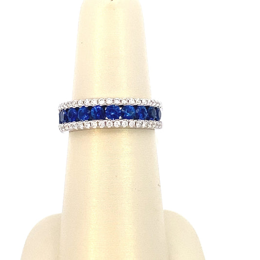 ring sapphire and diamond 3 row band 18kt white gold