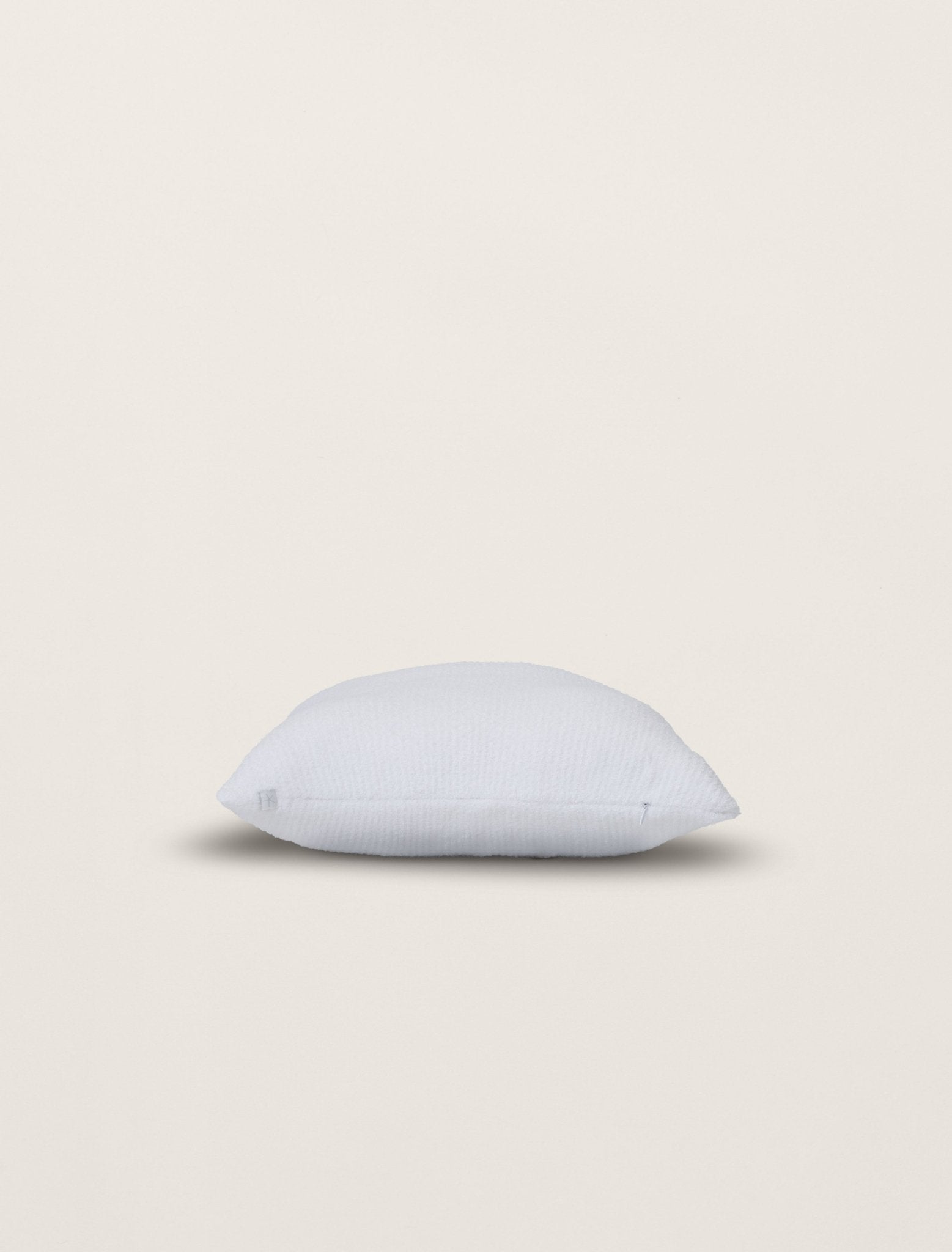 Barefoot Dreams - Cozy Chic Lite Ribbed Pillow Cover and Insert (White) - Gaines Jewelers