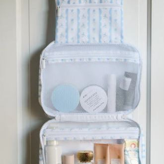 Bundle up2 Hanging Toiletry Bag- Ribbon Floral Blue - Gaines Jewelers
