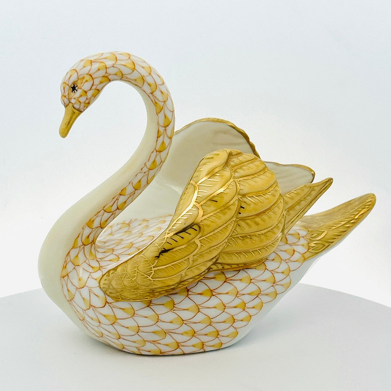 Butterscotch Swan - Herend - Gaines Jewelers