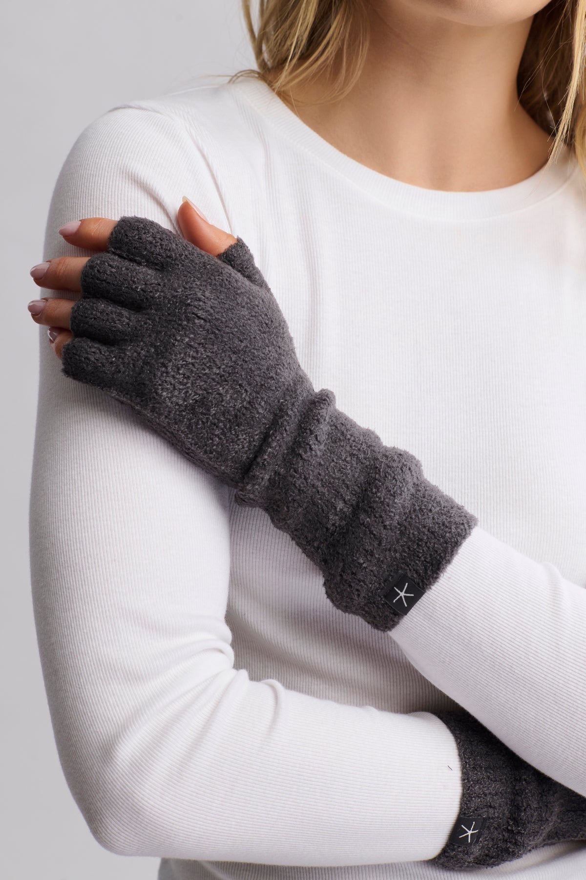 CozyChic Lite® Fingerless Gloves - Carbon - S/M - Barefoot Dreams - Gaines Jewelers