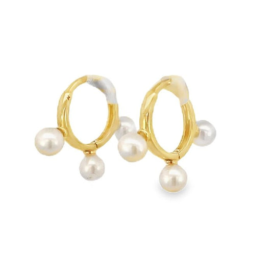 Earrings fresh water pearl hoops 14kt yellow gold - Gaines Jewelers