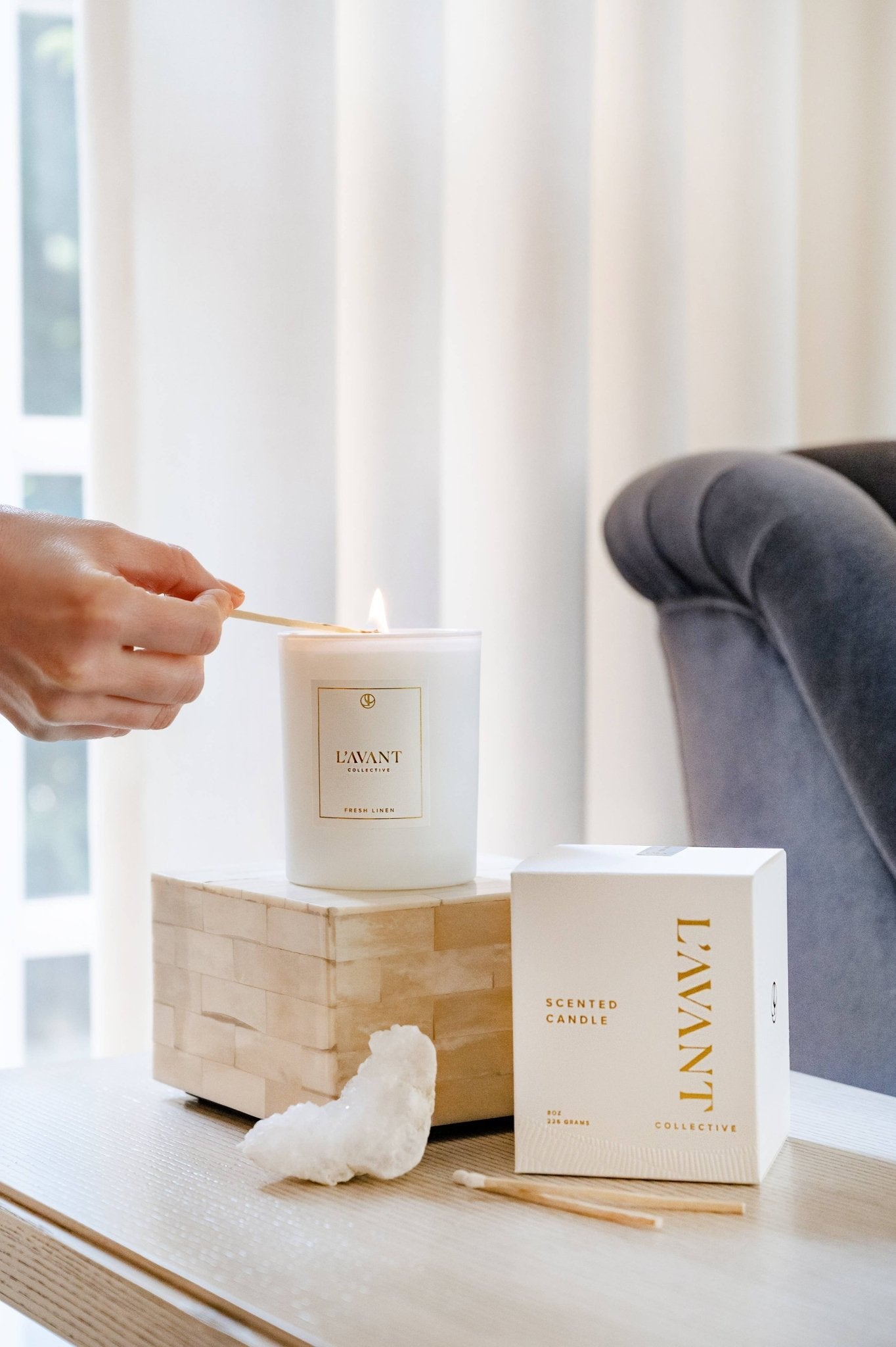 L'AVANT Collective - Fresh Linen Candle - White - Gaines Jewelers