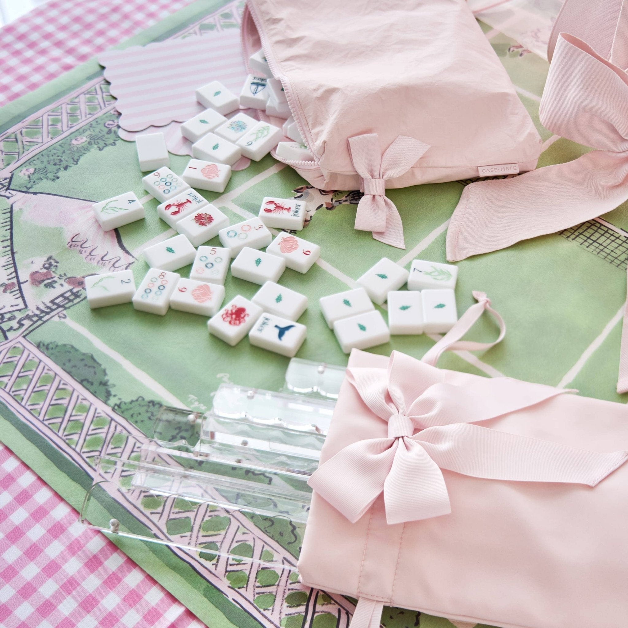 Mahjong Jelly Tote Set - Ballet Pink Bow - Case-Mate - Gaines Jewelers