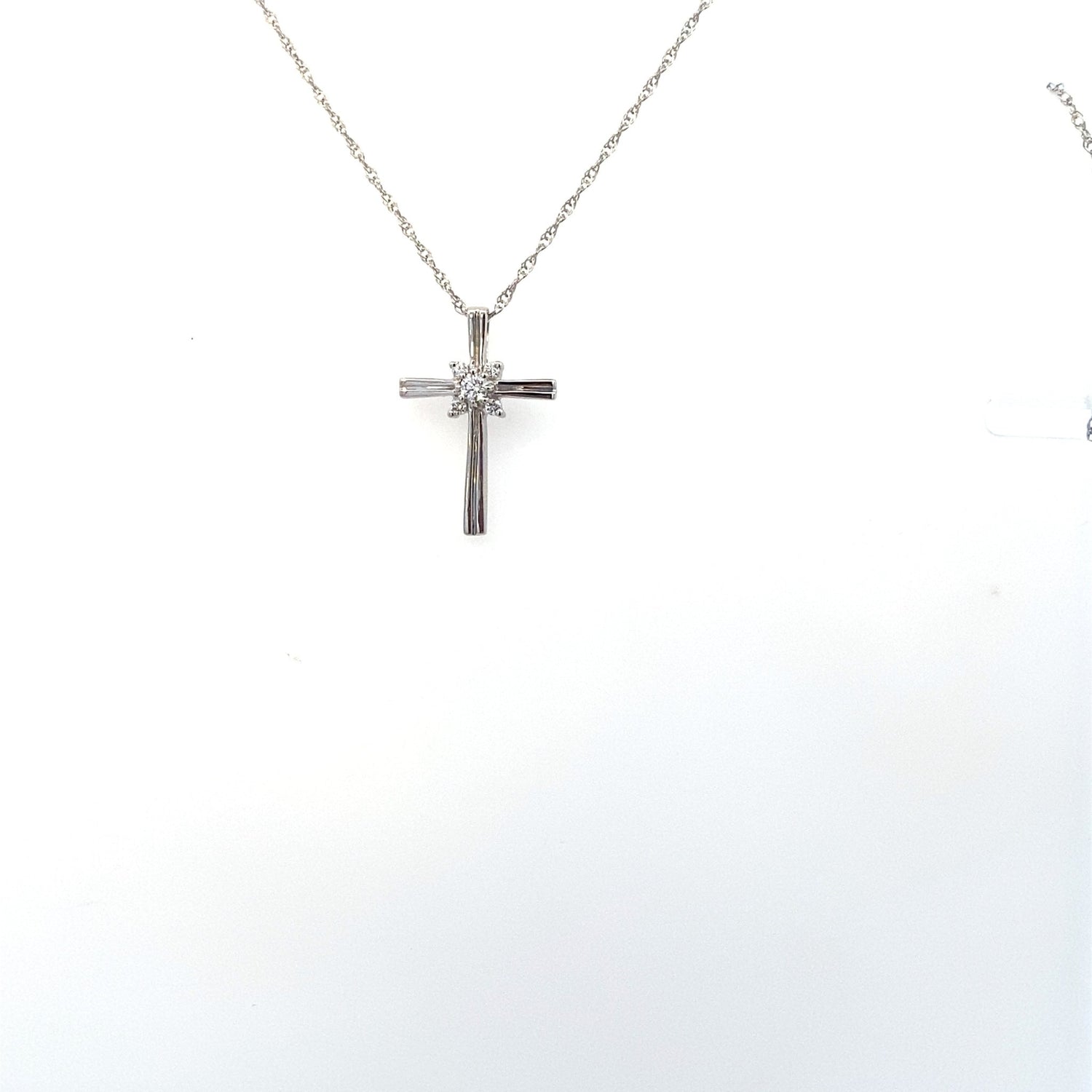 Pendant - cross with center diamond motif 14kt white gold - Gaines Jewelers