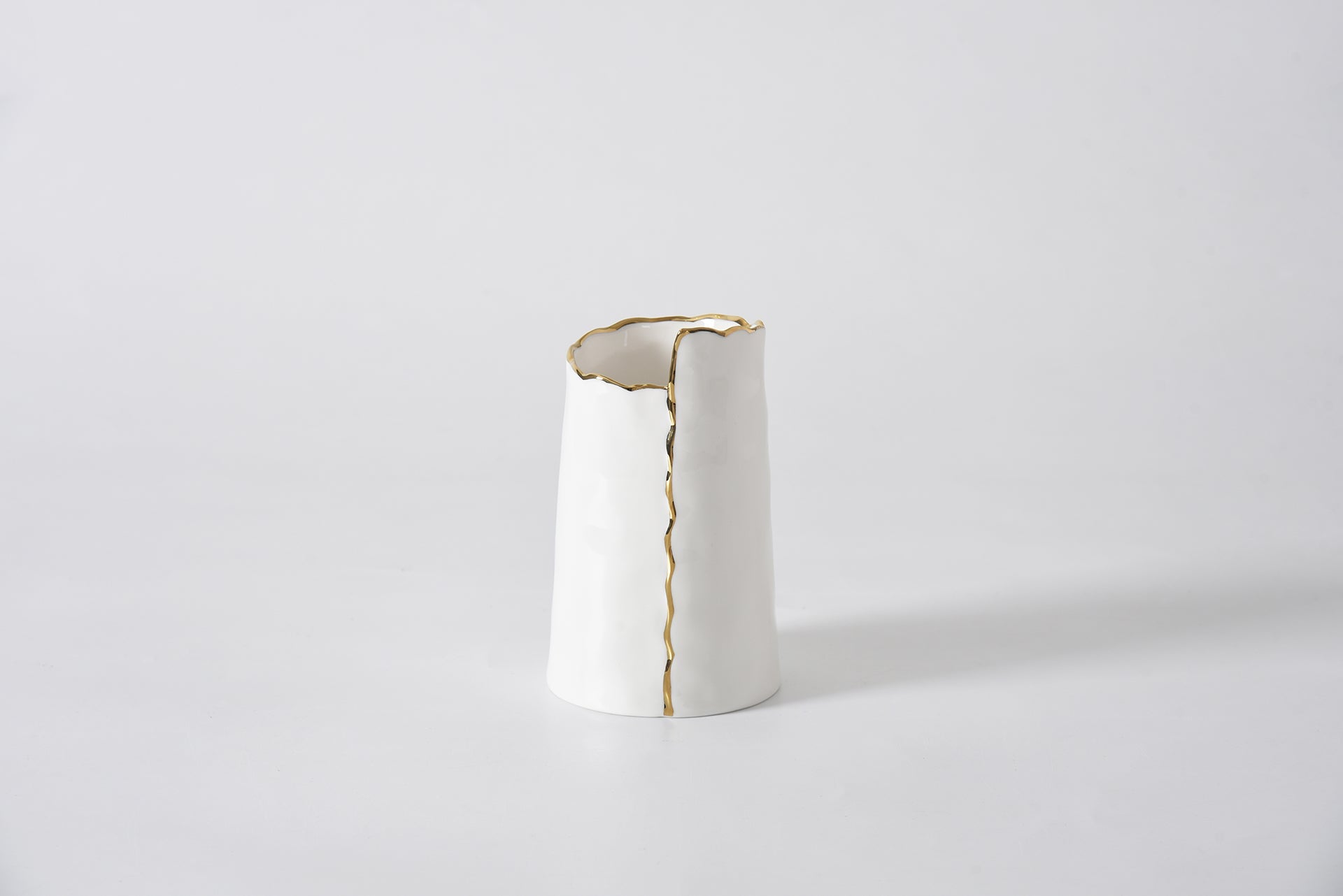 Portofino Small Vase - Pampa Bay - Gaines Jewelers