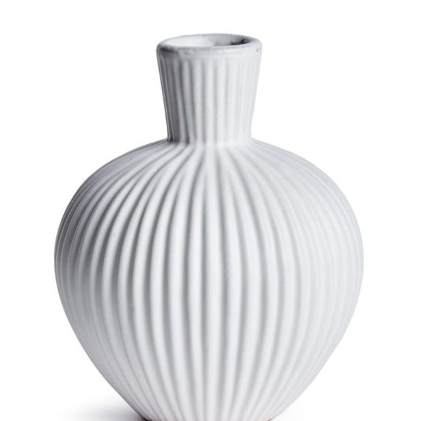 Pravi Vase - White - Napa Home & Garden - Gaines Jewelers