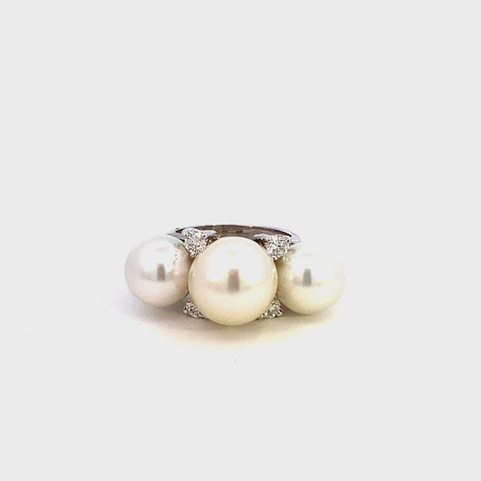 Ring 3 pearls and 4 diamonds 14kt white gold