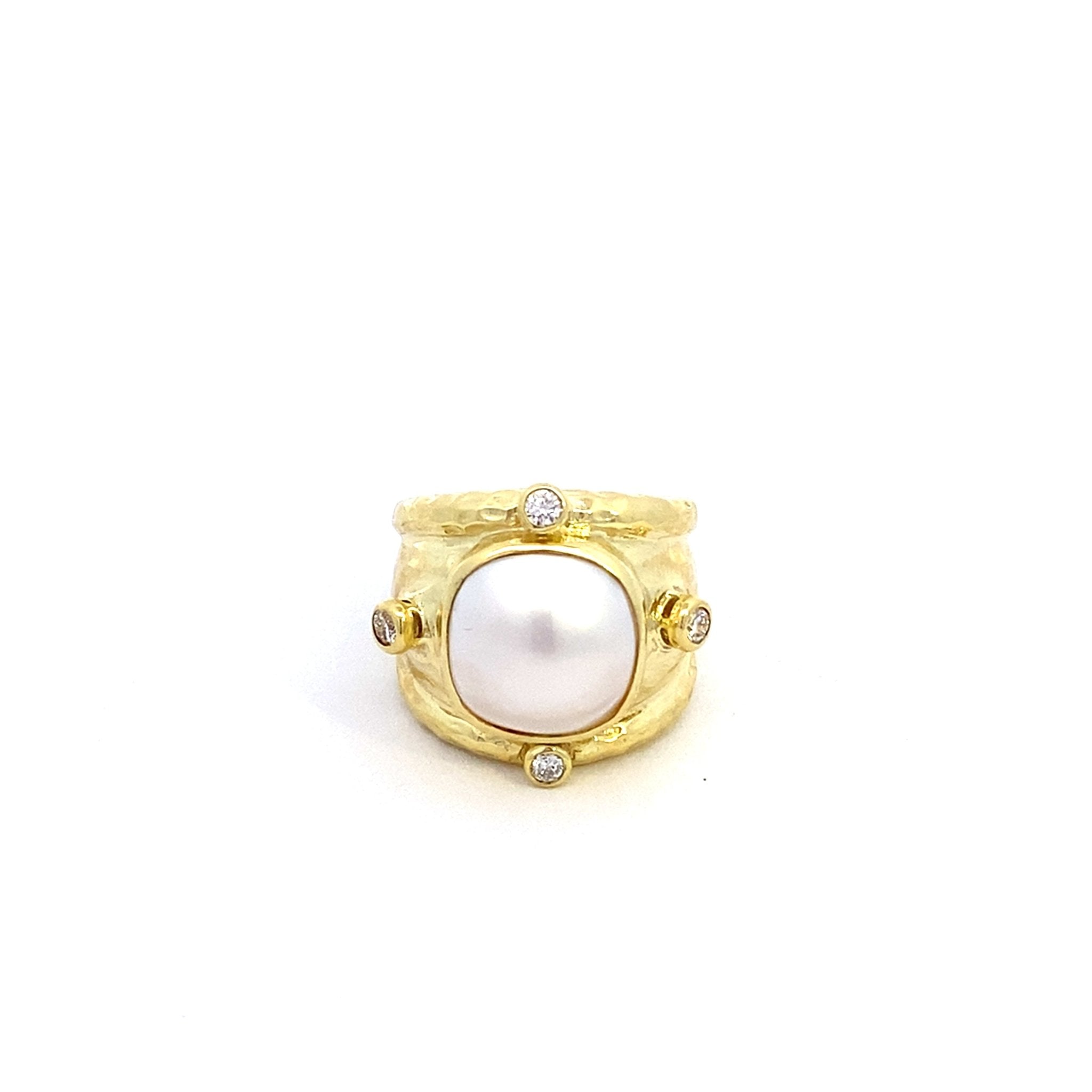 Ring with a mabe pearl 4 diamonds wide hammered shank 14kt yellow gold - Mazza - Gaines Jewelers
