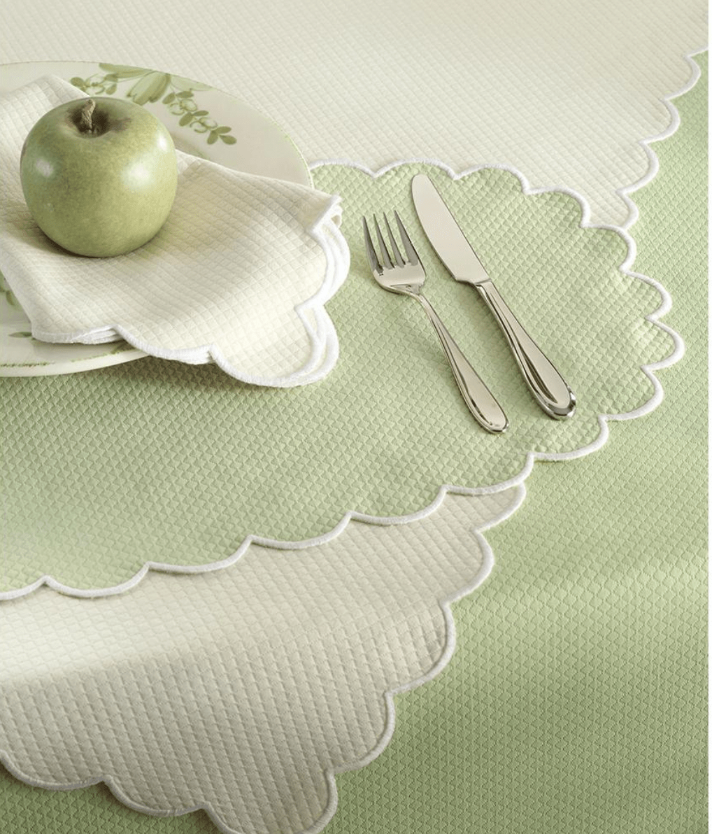 Savannah Garden 120" Round Spring Green - Matouk - Gaines Jewelers