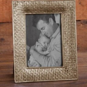 Sierra Modern Nassau 5 x 7 Frame Gold - Beatriz Ball - Gaines Jewelers