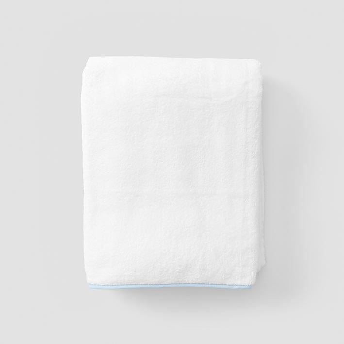 Signature Bath Towel - Light Blue on White - Gaines Jewelers