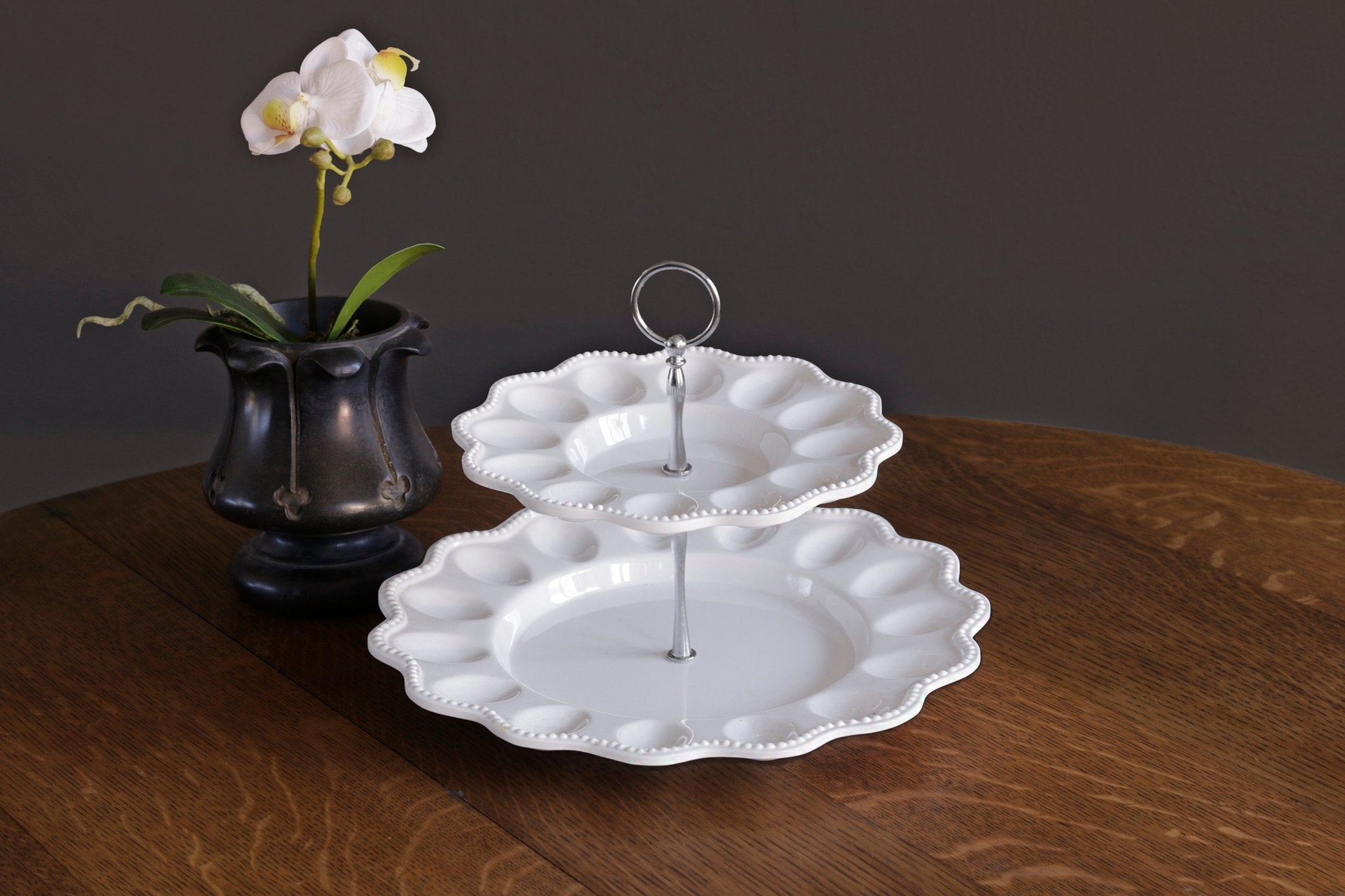 VIDA Alegria Two Tiered Egg Server White - Beatriz Ball - Gaines Jewelers