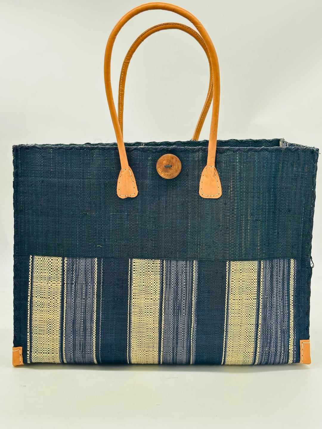 Zafran Beach Straw Bag with Plastic Liner: Black Swirl Shebobo