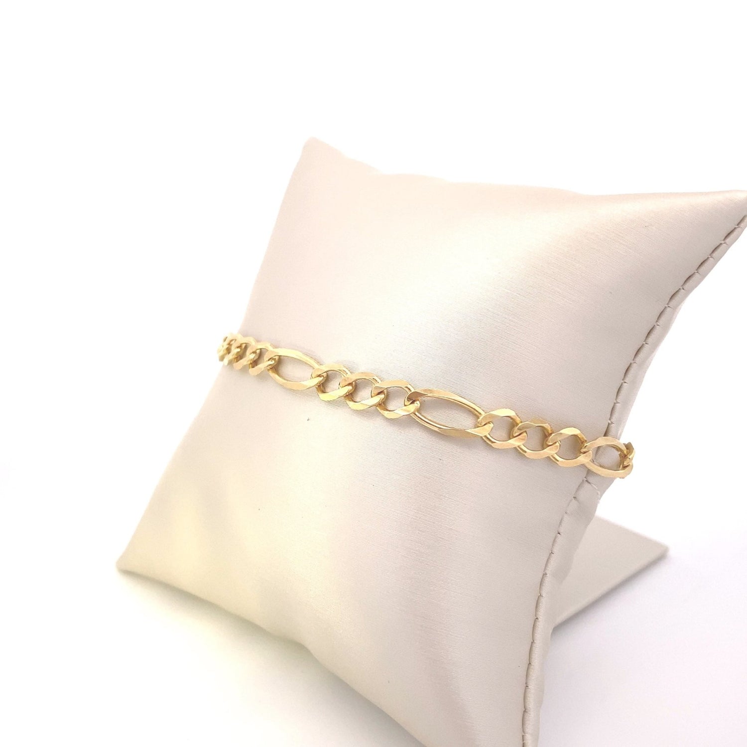 14kt Figaro Link Bracelet - Gaines Jewelers