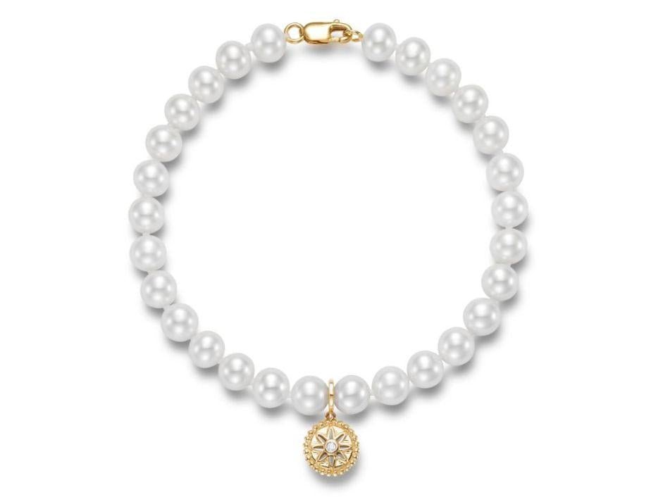 Bracelet pearl with diamond medallion charm - Gaines Jewelers