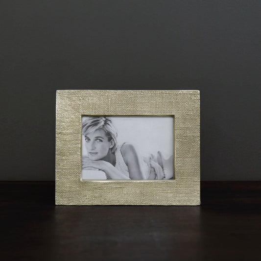 FRAME Sierra Modern Fina 5 x 7 Frame (Gold) - Gaines Jewelers