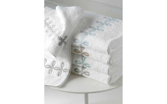 Gordian Knot Guest Towels on Terry Set of 2 - Gaines Jewelers