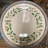 Holiday dinner plate - Gaines Jewelers