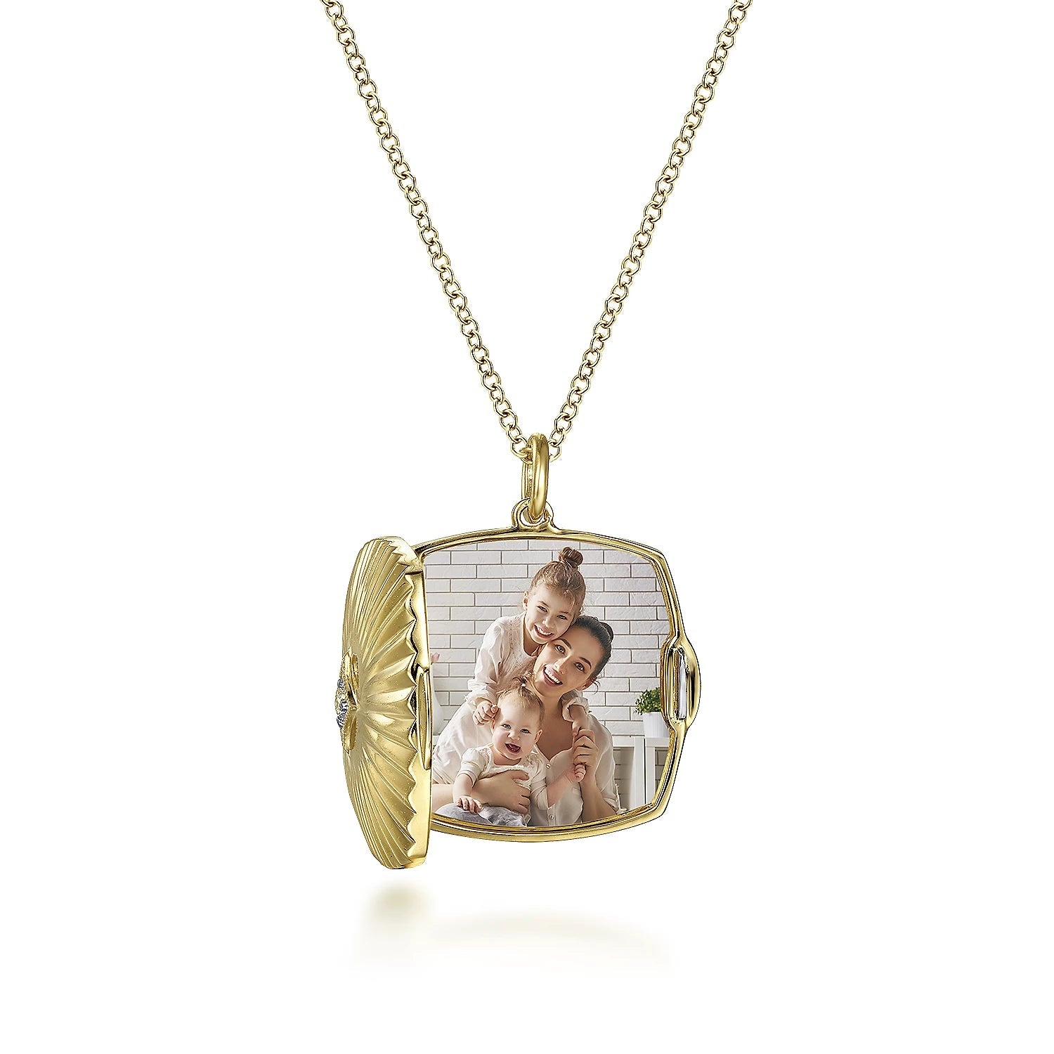 Necklace Pendant diamond locket square 14kt yg - Gaines Jewelers