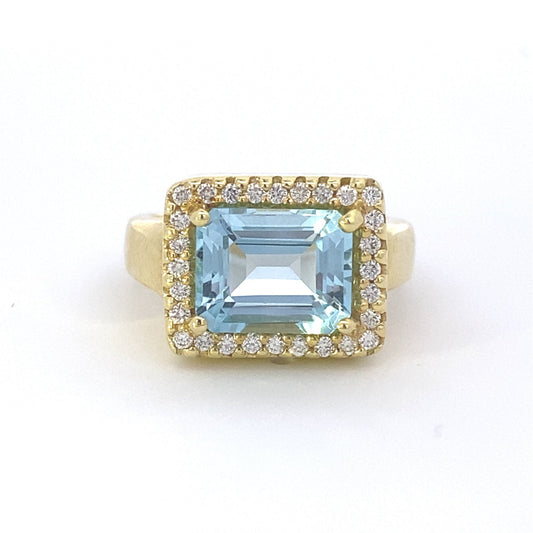 Ring- 14k yg Blue Topaz Rectangle Ring - Gaines Jewelers