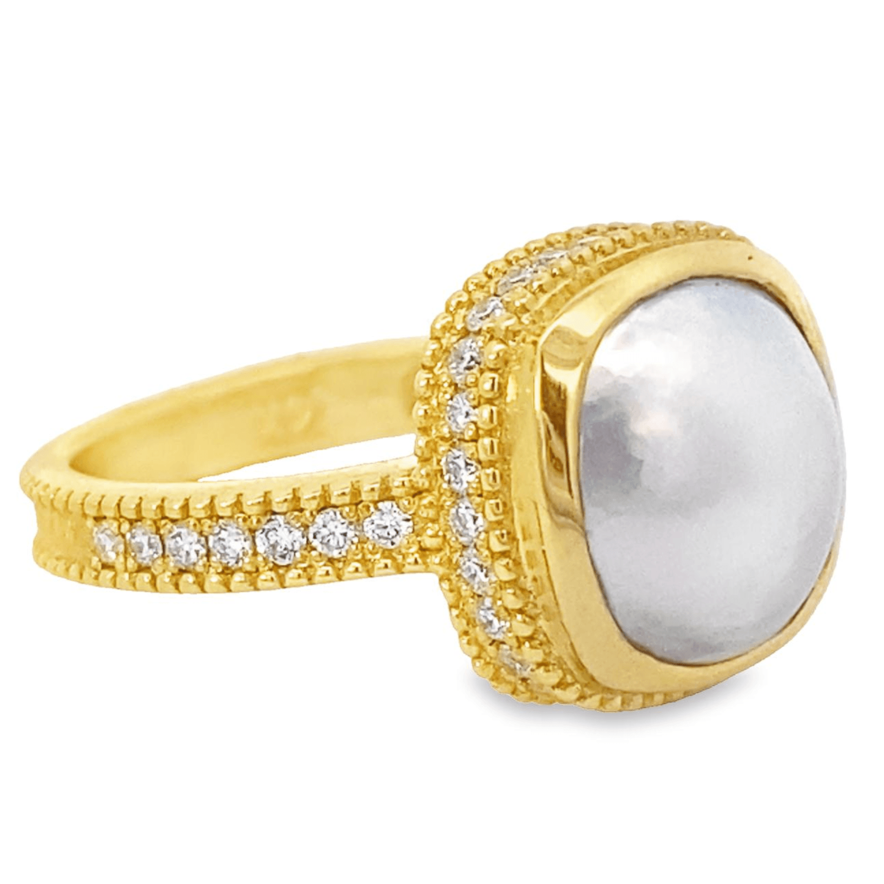 Ring- 14k yg mabe pearl with diamond rim shank - Gaines Jewelers
