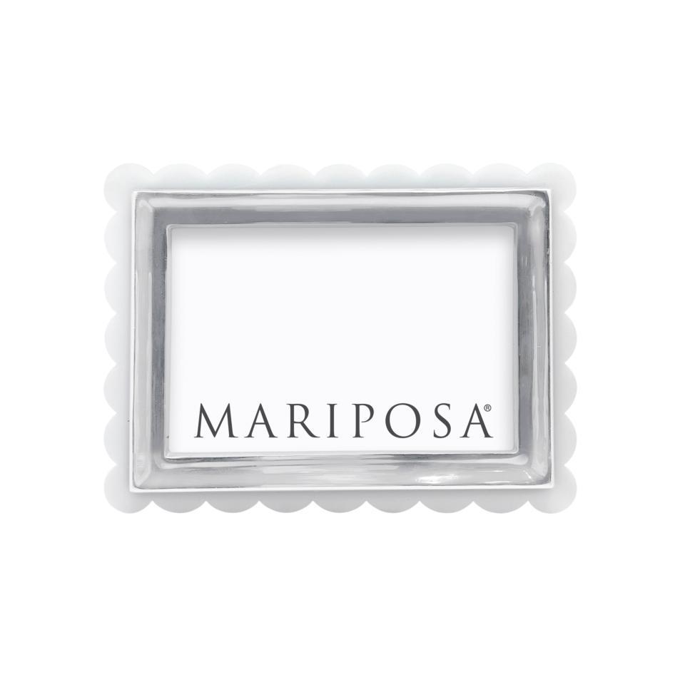 White Acrylic Scallop 4x6 Frame - Gaines Jewelers